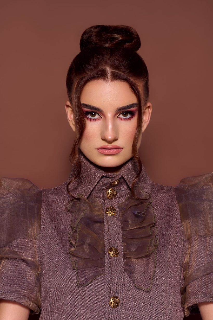 Editorial — Sprung im Feld